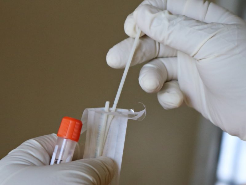MZd upravilo opatření o testování zaměstnanců, které zrušil soud