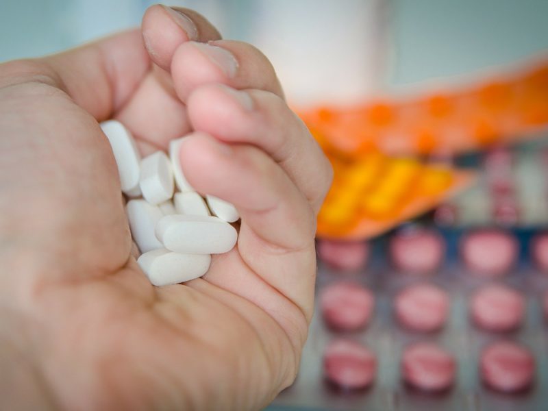 EK navrhla farmaceutická pravidla pro celou EU, mají zajistit dostatek léků