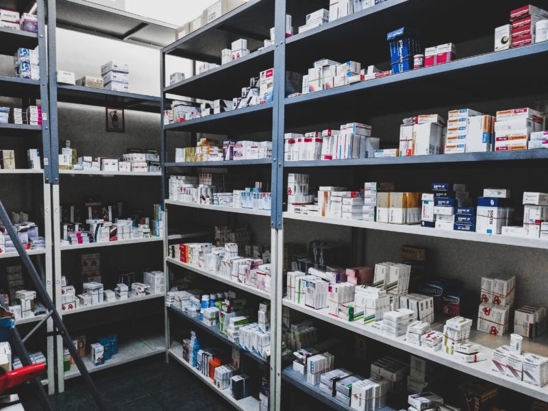 Fiala: Situace s léky je složitá v celé Evropě, MZd musí vysvětlovat