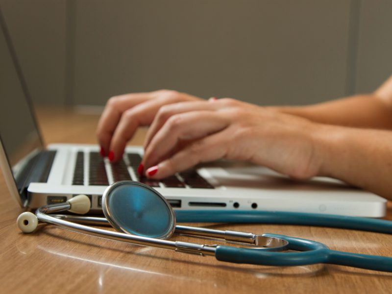Jihočeský kraj chce připravit nepřetržitou on-line zdravotnickou pohotovost