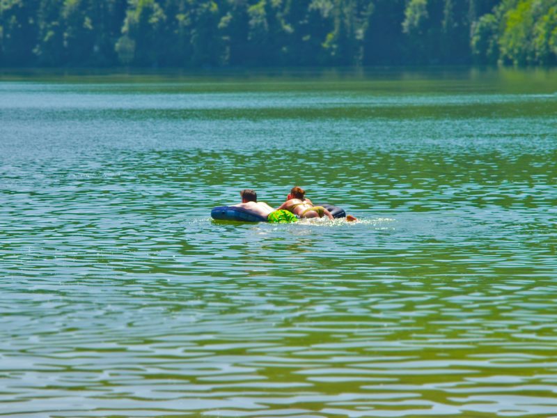 Na Vysočině je zákaz koupání v Trnávce a Ředkovci, zhoršila se Kachlička